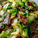 Herzhafter Rindfleisch- und Kohl-Wok für jeden Tag