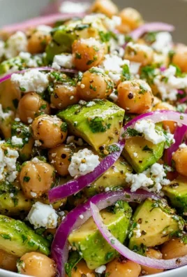 Kichererbsen-Feta-Avocado-Salat