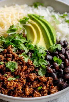 Klassische Rinder Burrito Bowl: Herzhaft, Schnell & Lecker!