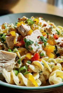 Nudel-Hähnchensalat mit Frühlingszwiebeln