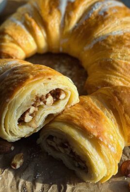 Nusshörnchen - Hefehörnchen mit Nussfüllung