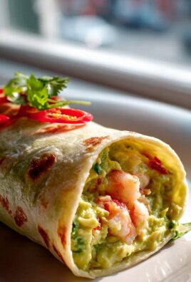 Scharfe Avocado Wraps mit Garnelen und Chili