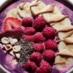 Smoothie Bowl mit Beeren (kalorienarm)