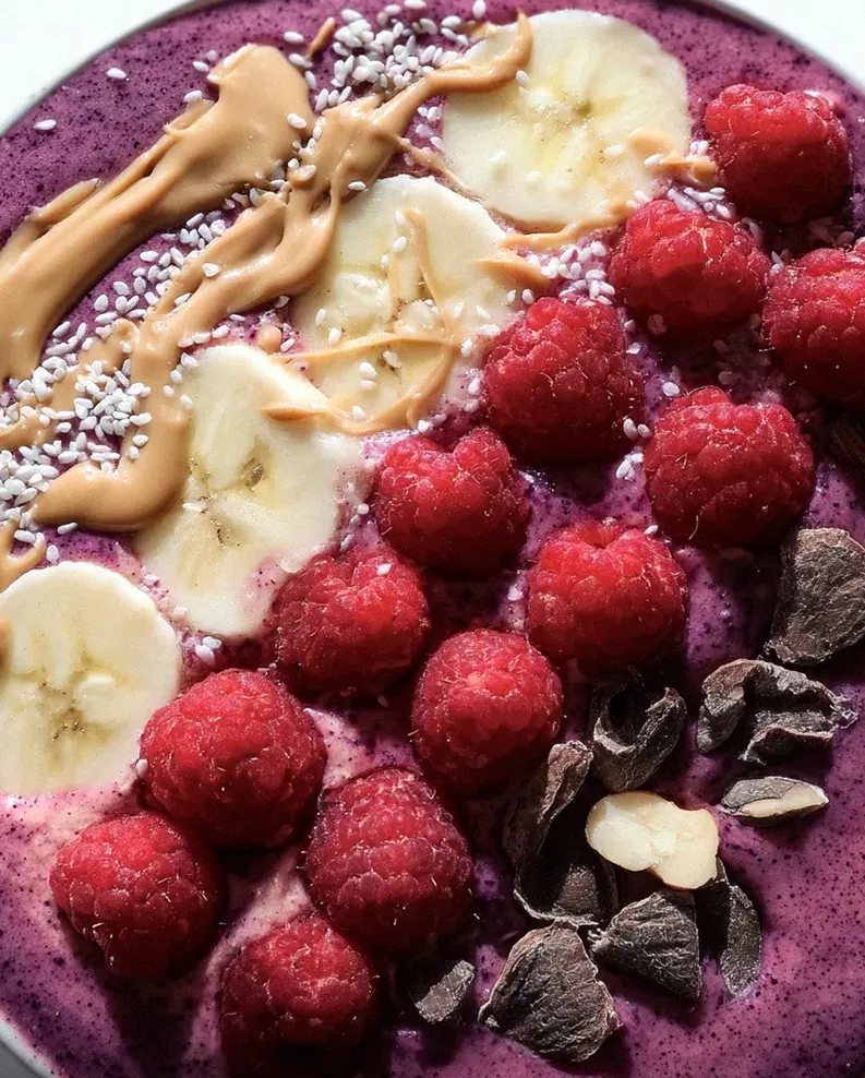 Smoothie Bowl mit Beeren (kalorienarm) – Schritt 2