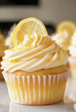 Zitronen-Muffins mit cremiger Buttercreme
